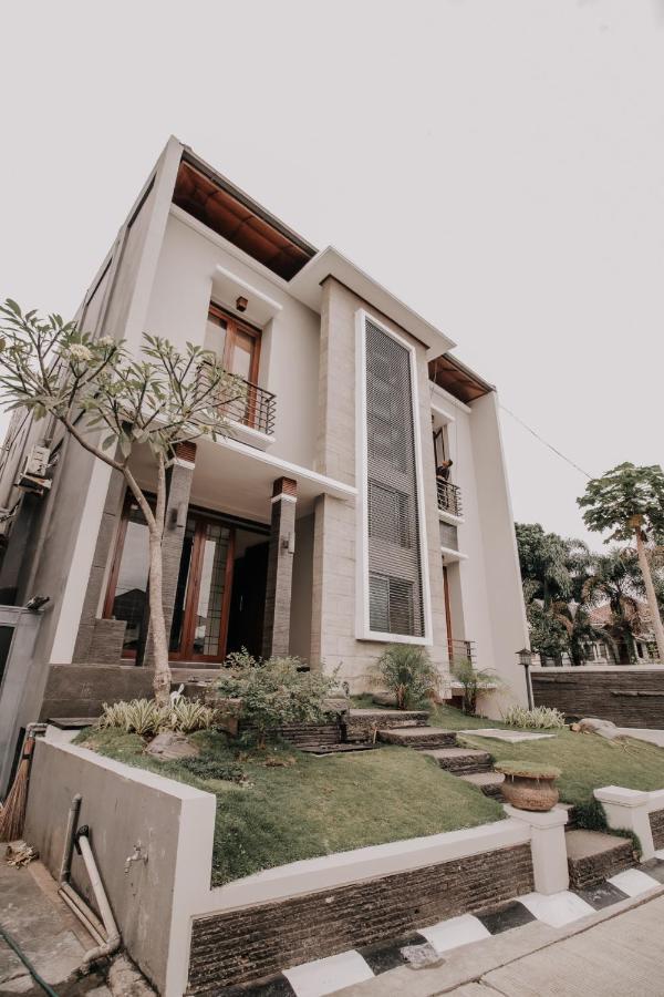 Stay Inn Pasteur Bandung, Husein Sastranegara Airport 외부 사진